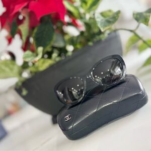 Chanel Acetate Polarized Butterfly Winter Pearl Sunglasses 5339-H Black